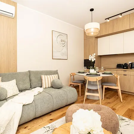 Nowy Port Blisko Opery Апартаменти